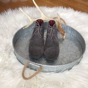 Girls gray Toms wedge